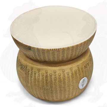 Parmigiano Reggiano 24 Monate | 20 kg - Halber Käse - Schüssel